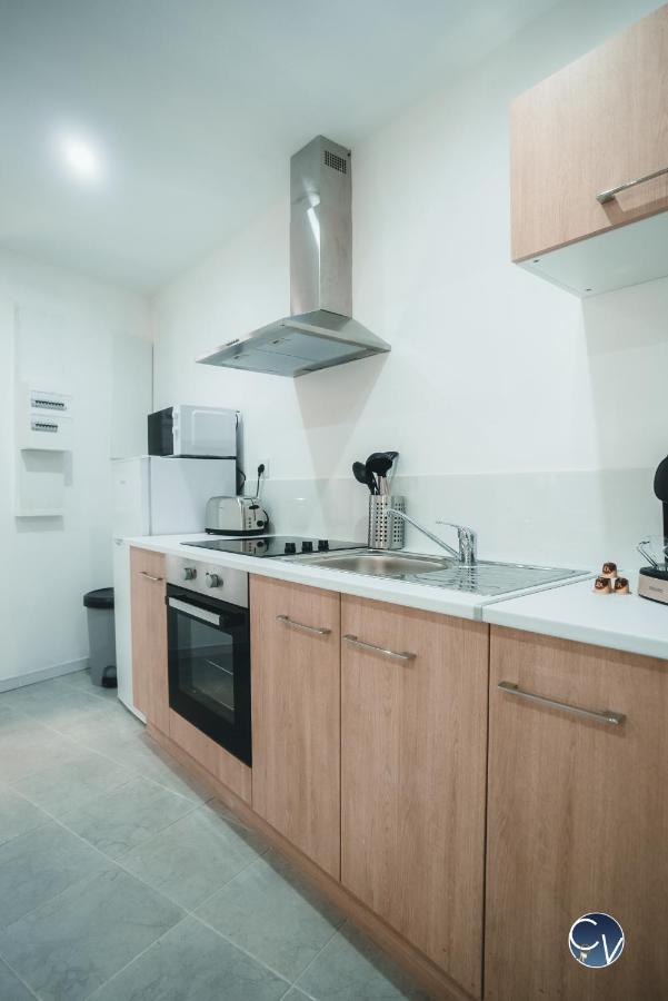 Appartement Neuf Et Moderne Dans Le Centre Ville Bagnols-sur-Ceze Exterior photo